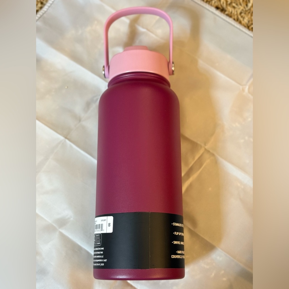 Puma Berry and Black Hydration Bottle - Picture 2 of 6